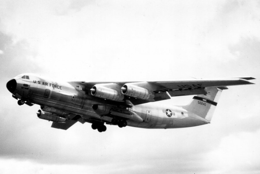 C-141 Starlifter